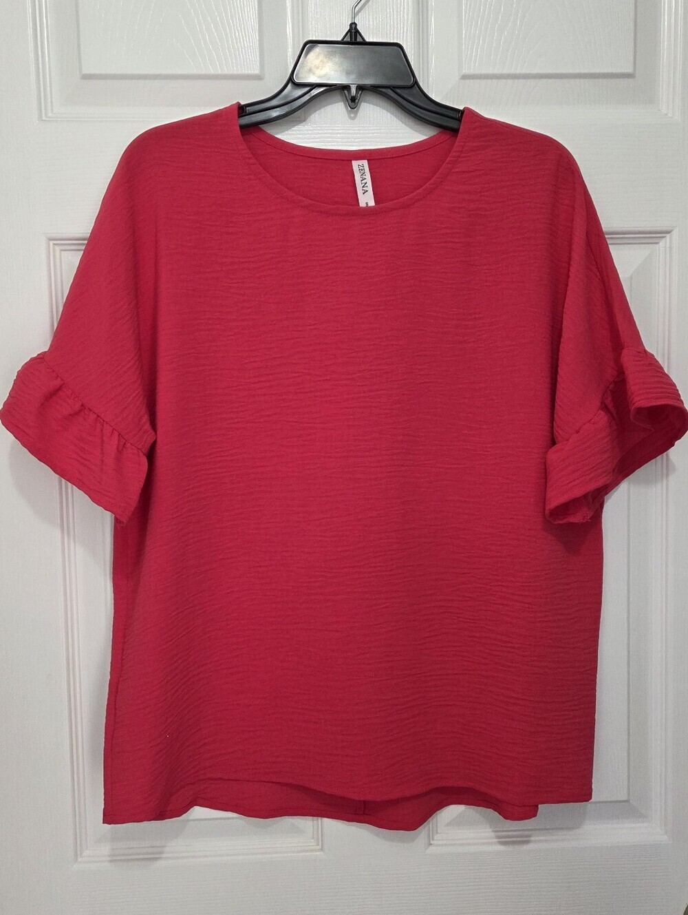 Zenana Outfitters Bright Pink Ruffle Short Sleeve Textured Top Size Small Office